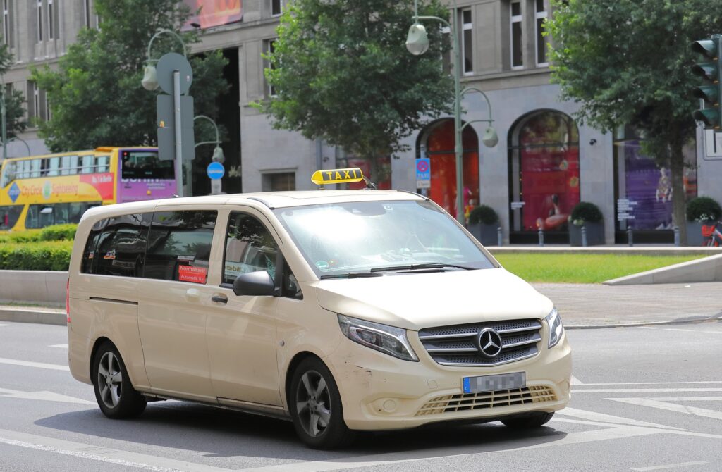 Mercedes-Benz Großraumtaxi