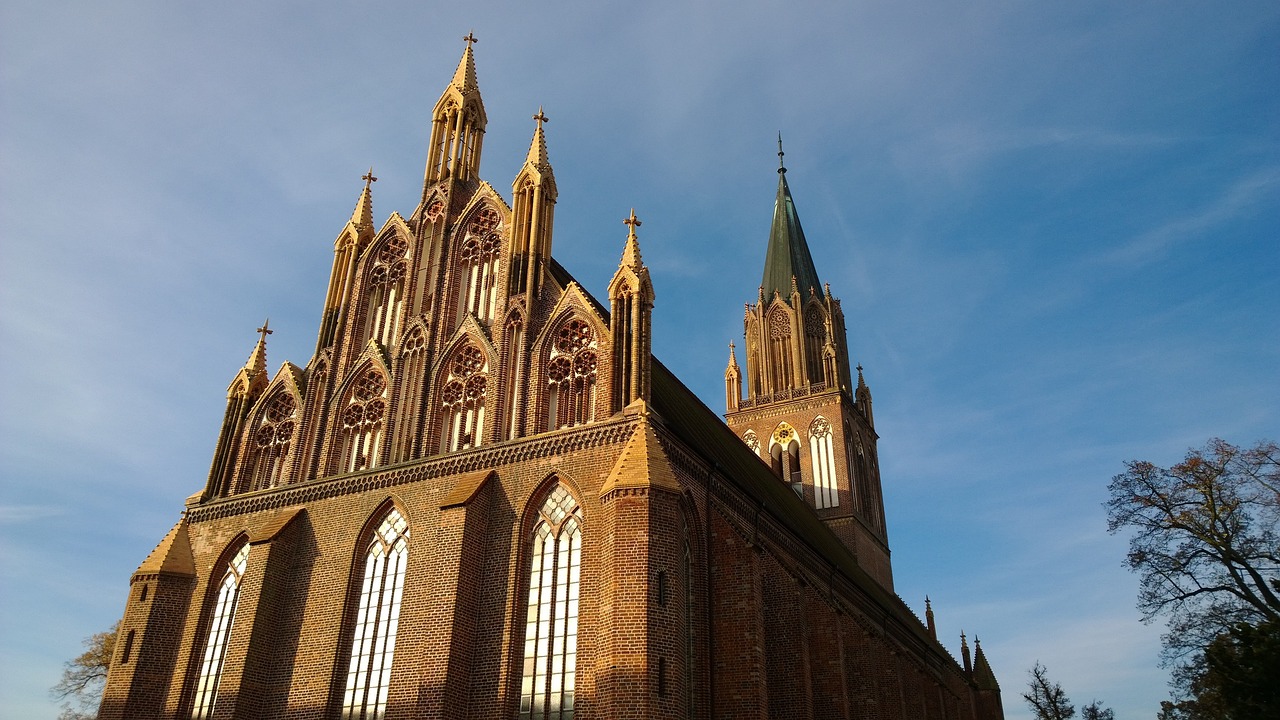 Neubrandenburg Marienkirche Konzerthalle Innenstadt Zentrum